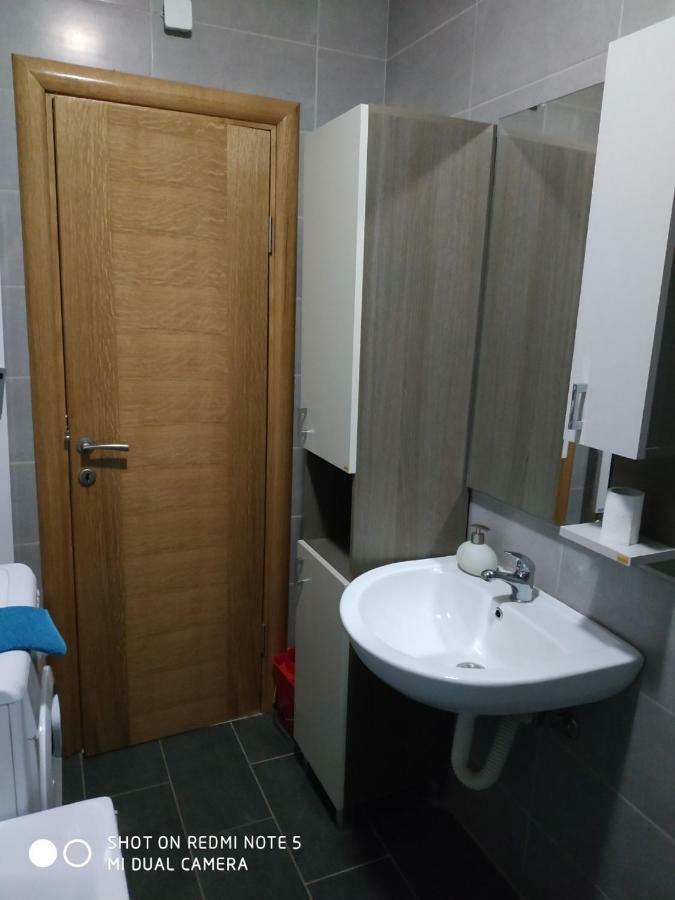 Apartment Jelena Ζρένιανιν Εξωτερικό φωτογραφία